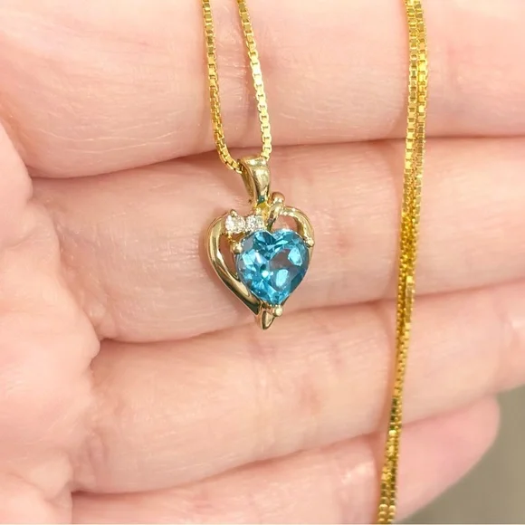 10K Swiss Blue Topaz heart cut cz petite elegant yellow gold open heart pendant - Picture 6 of 11